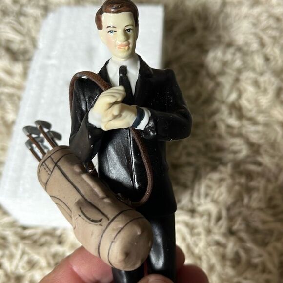 Weddingstar Caucasian Golfing Groom Cake Topper - Picture 10 of 11